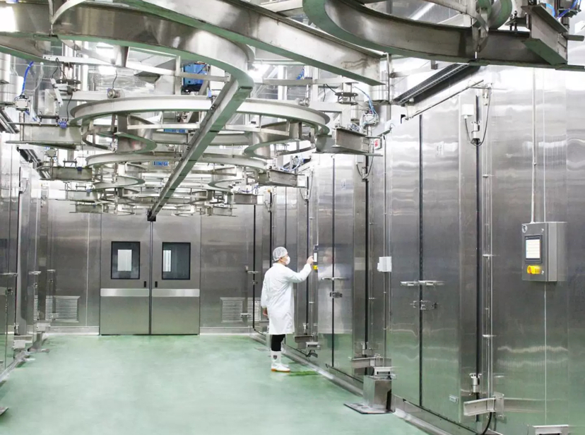 Class 100,000 cleanroom processing facility for Organic Freeze Dried Bananas